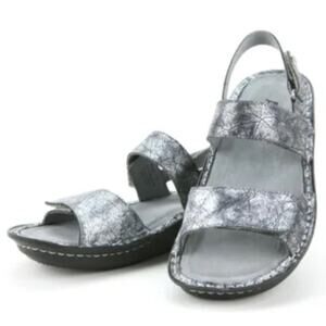 Alegria Verona Double Strap Slingback Platform Sandal In Disco Desert Silver 38